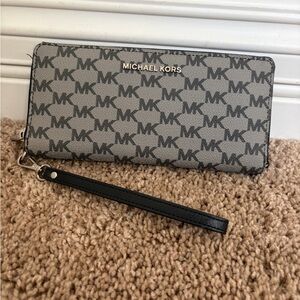 Michael Kors Black Zip Around Leather Wallet